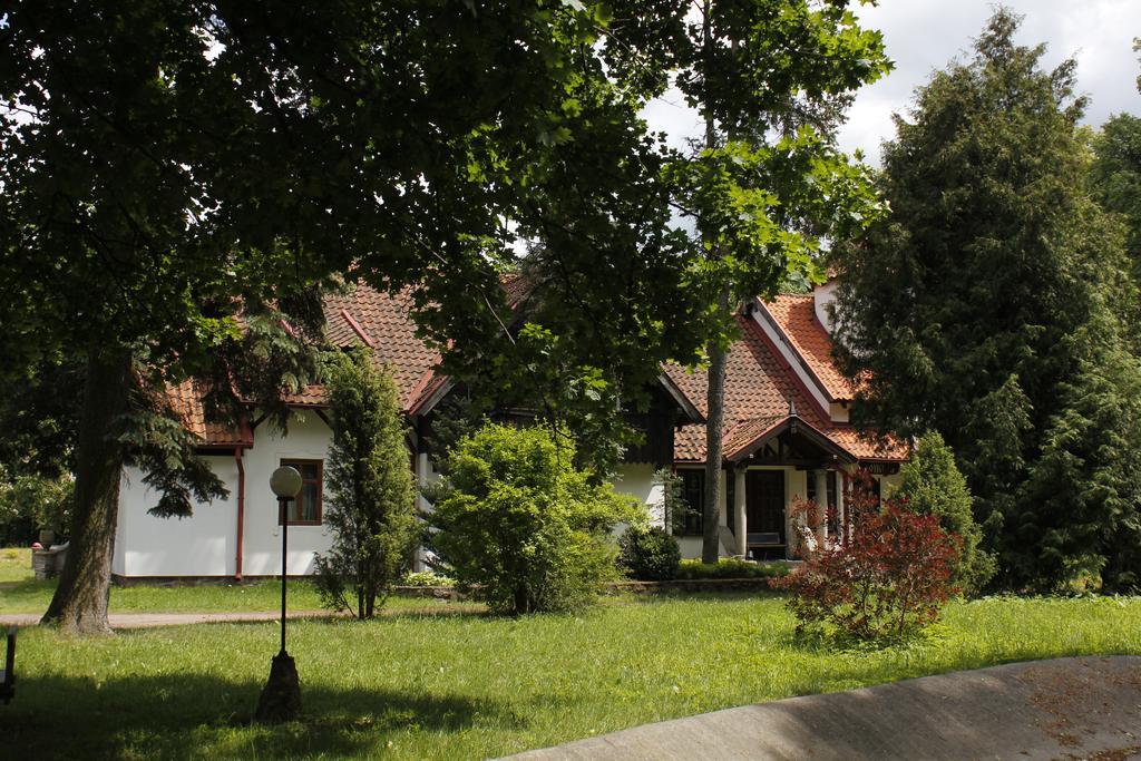 Pensjonat Wiking Старе-Яблонки Экстерьер фото